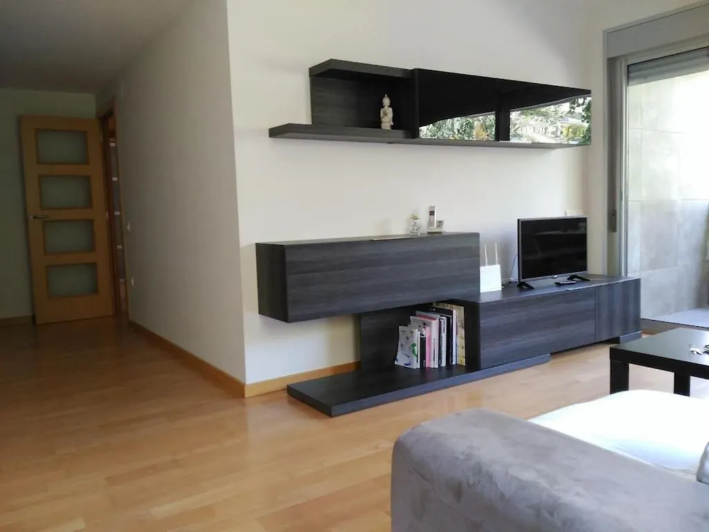 Luxury Flat, 3 Bedrooms, 2 Bathrooms And Swimming Pool Next To The Beach!! Sant Adria de Besos Apartment